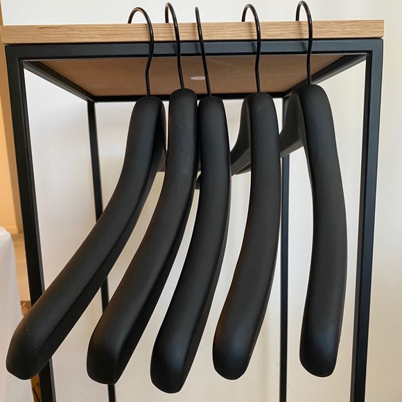 17” Anti-Slip Blazer//Sweater/Outerwear Hangers - Picture 2 of 3